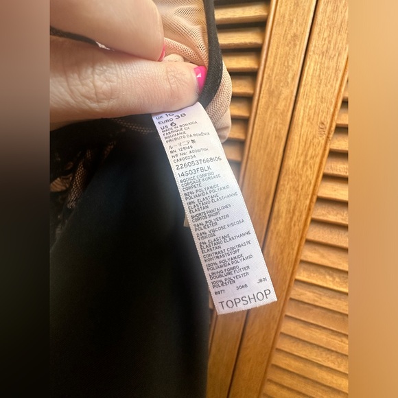 Topshop Women's Nude Mesh Lace Detail Plunge Romper Black Size US: 6 UK: 10 - Picture 15 of 15